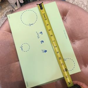 Off white box